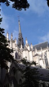 Cathedrale-Parc-Ecole-de-Commerce-3