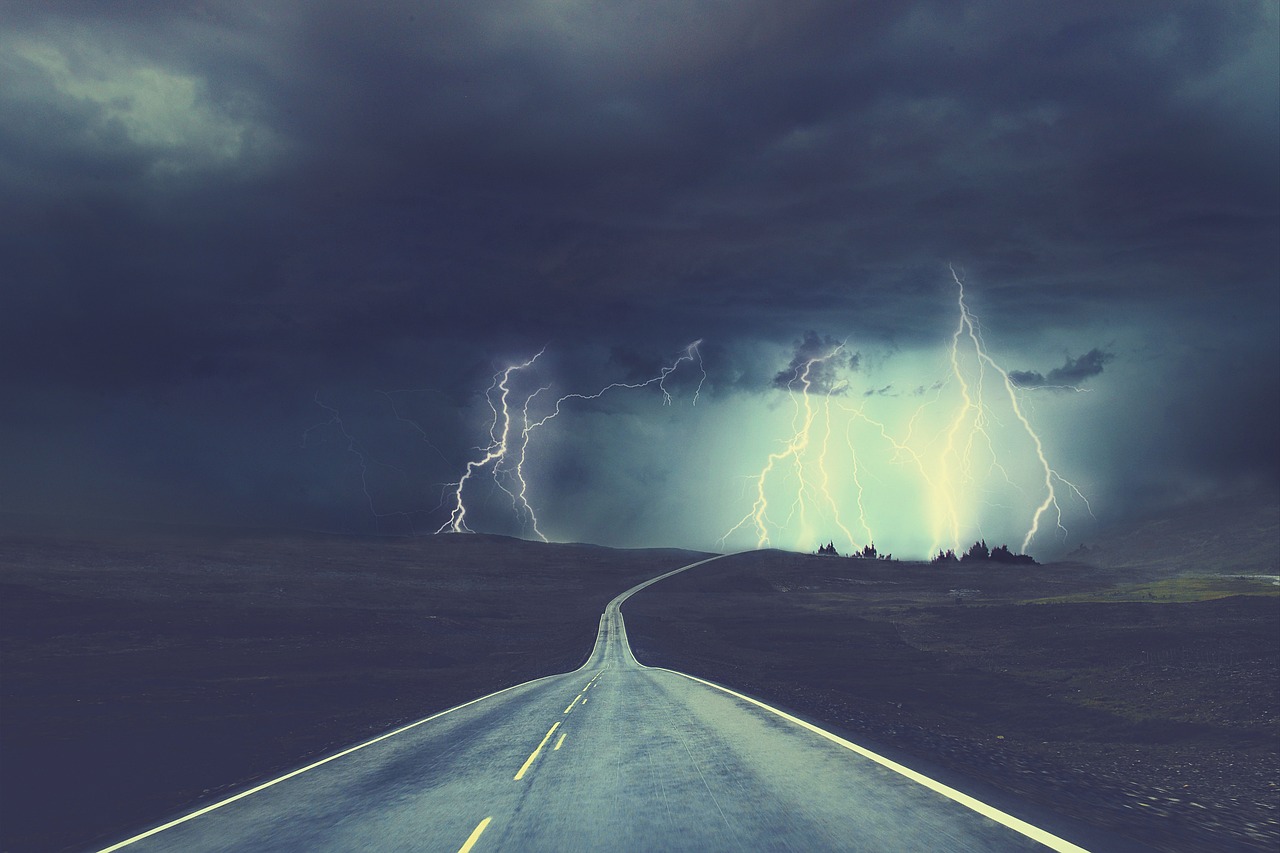 road, lightnings, storm-5616457.jpg